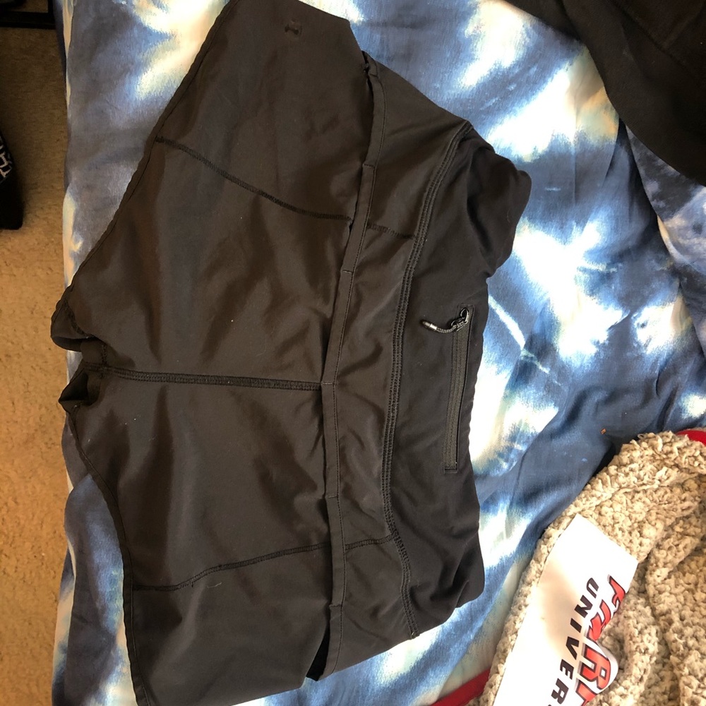 black lulu shorts